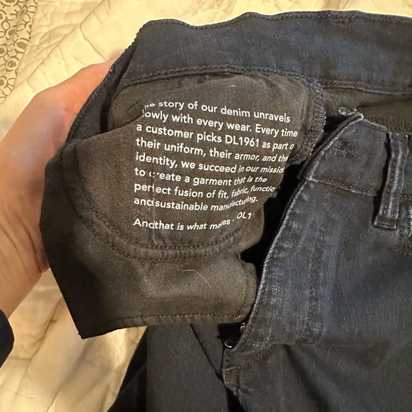 DL1961 Coco Straight Mid-Rise Curvy - Size 27 (inseam 34") Flatiron - Stretchy! - Picture 7 of 7